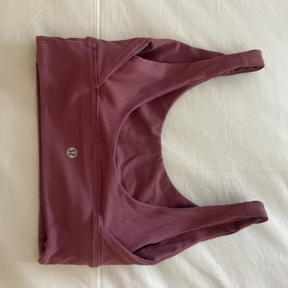 Lululemon Athletica Women's Top in Plum - Picture 2 of 2